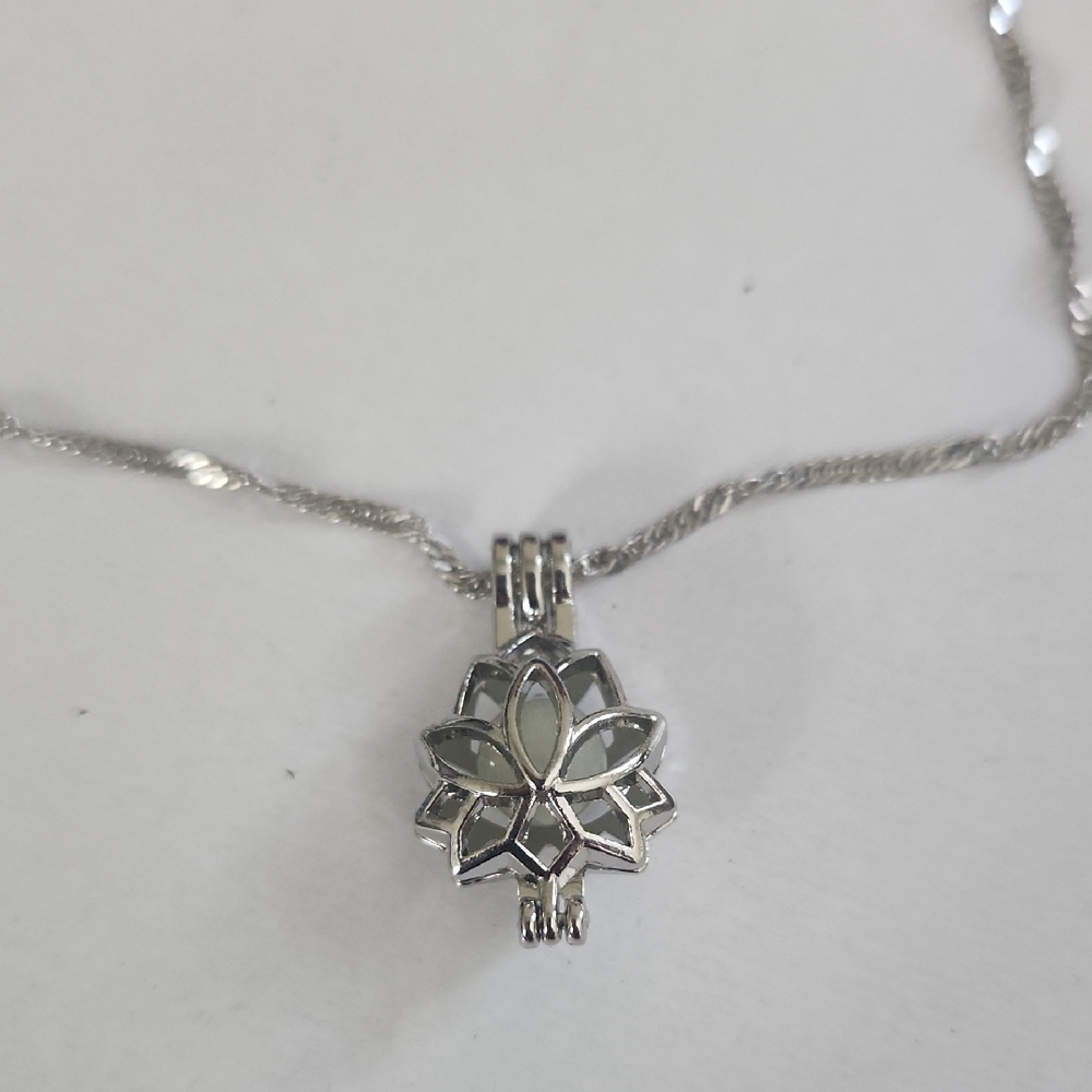Elegant Silver Lotus Pendant Necklace Glowing Stone Inside